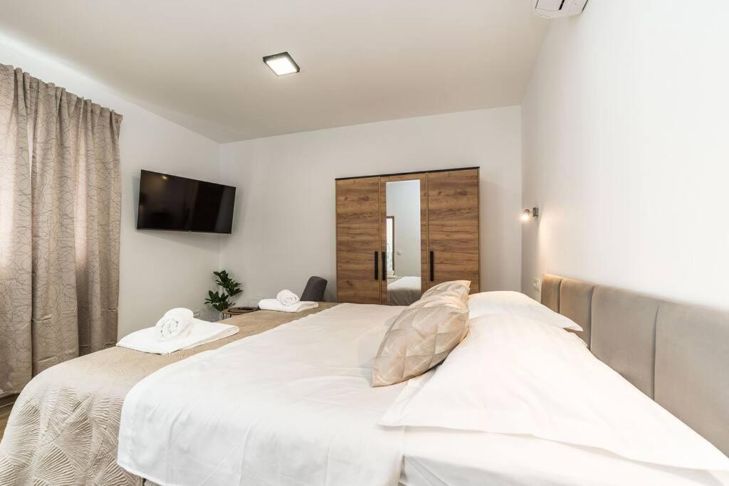 Zorenija Apartamento *